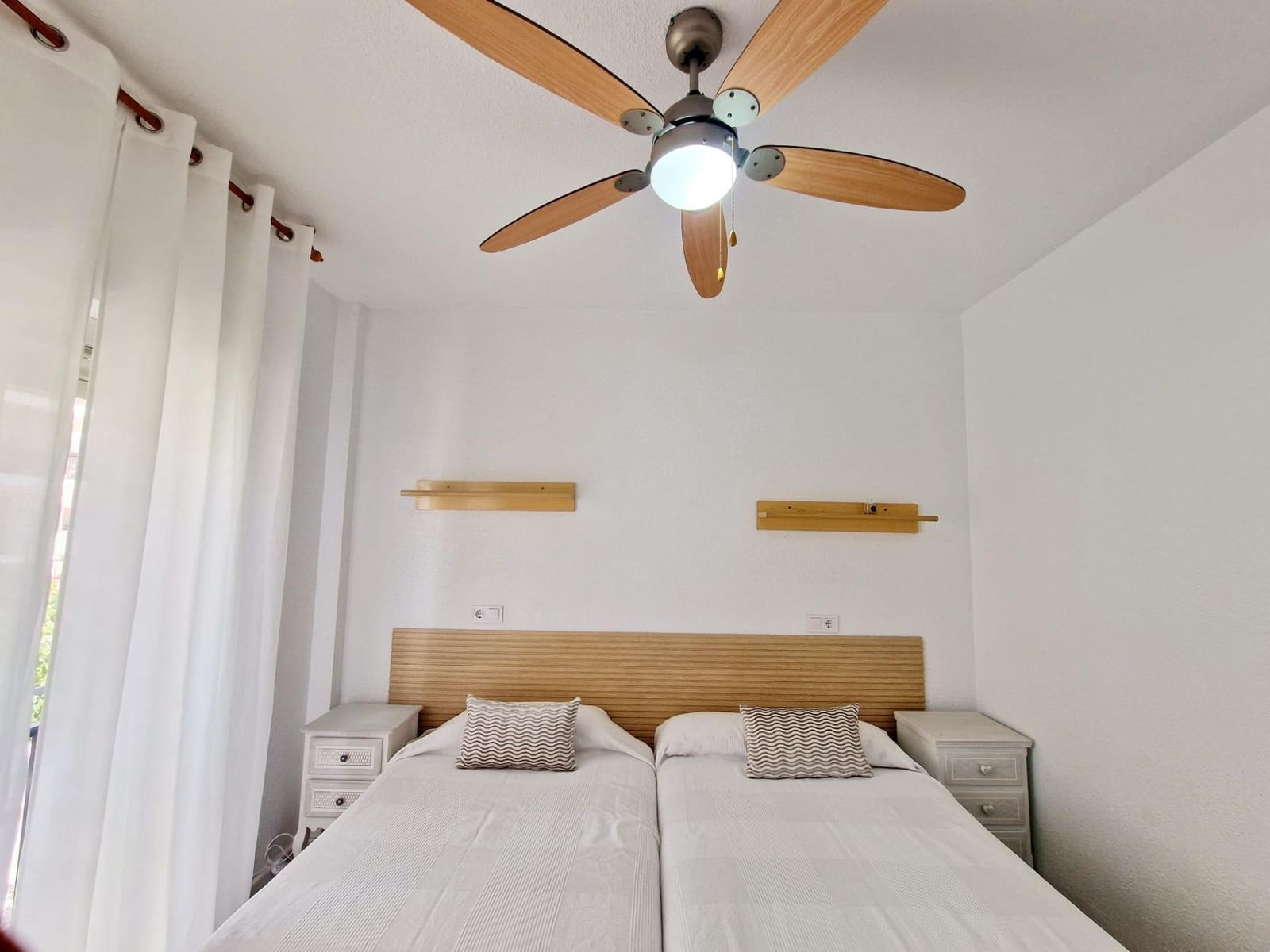 Ático de 2 habitaciones en San Juan de los Terreros en venta - 240.000 € (Ref: 8911400)