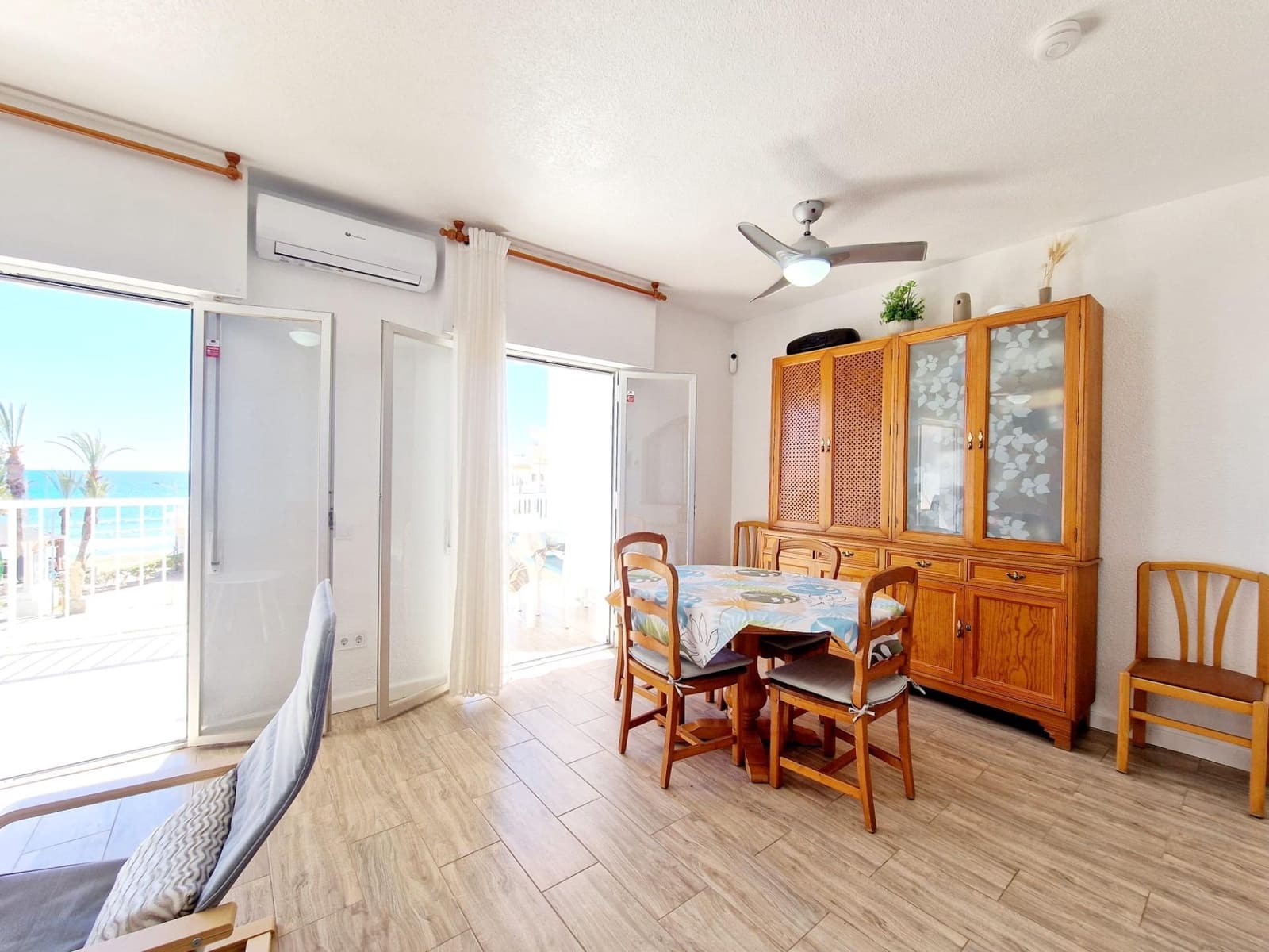 Ático de 2 habitaciones en San Juan de los Terreros en venta - 240.000 € (Ref: 8911400)