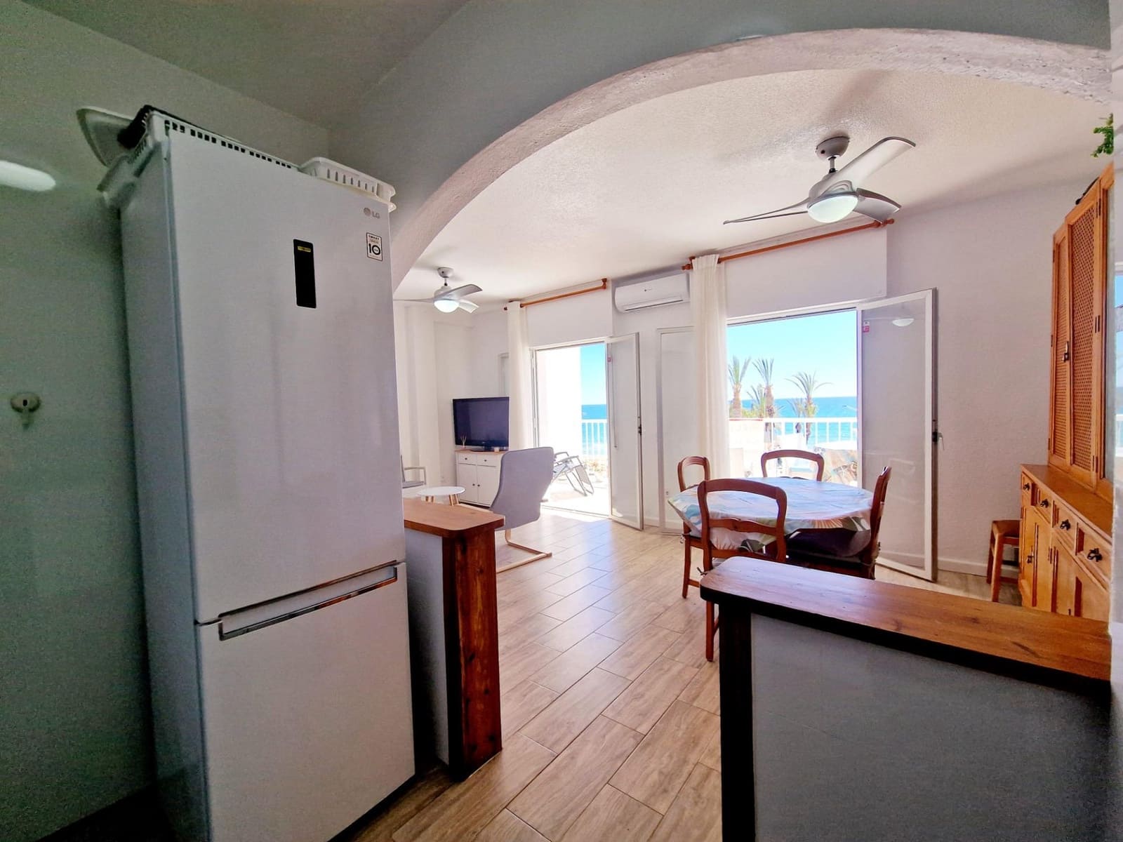 Ático de 2 habitaciones en San Juan de los Terreros en venta - 240.000 € (Ref: 8911400)