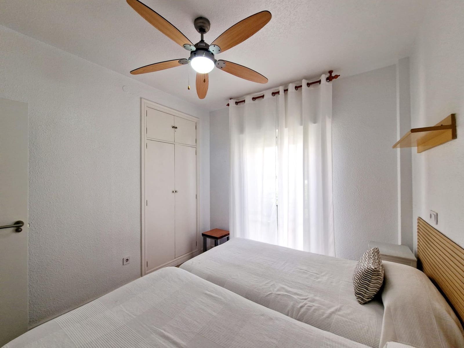 Ático de 2 habitaciones en San Juan de los Terreros en venta - 240.000 € (Ref: 8911400)