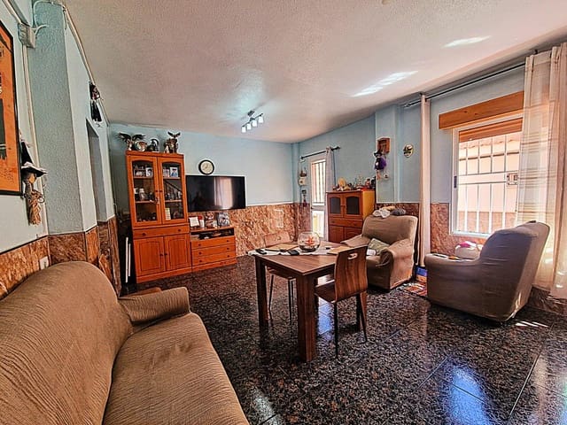 Casa de 4 habitaciones en Aguilas en venta - 125.000 € (Ref: 8923751)