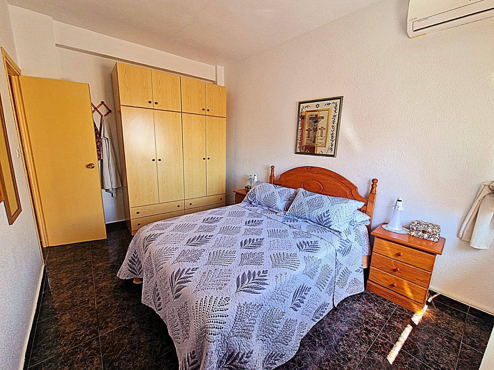 Casa de 4 habitaciones en Aguilas en venta - 125.000 € (Ref: 8923751)