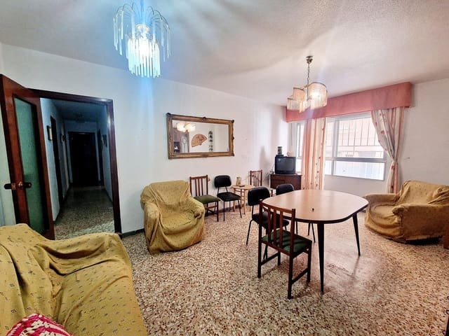 Piso de 3 habitaciones en Aguilas en venta con garaje - 135.000 € (Ref: 8993908)