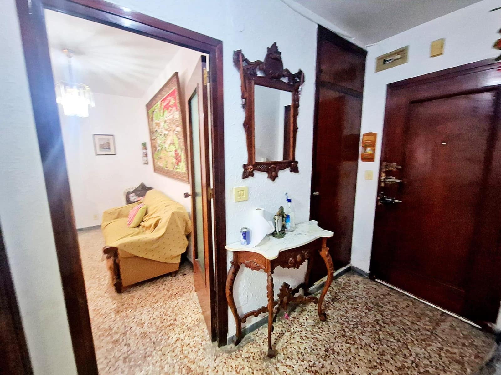 Piso de 3 habitaciones en Aguilas en venta con garaje - 135.000 € (Ref: 8993908)