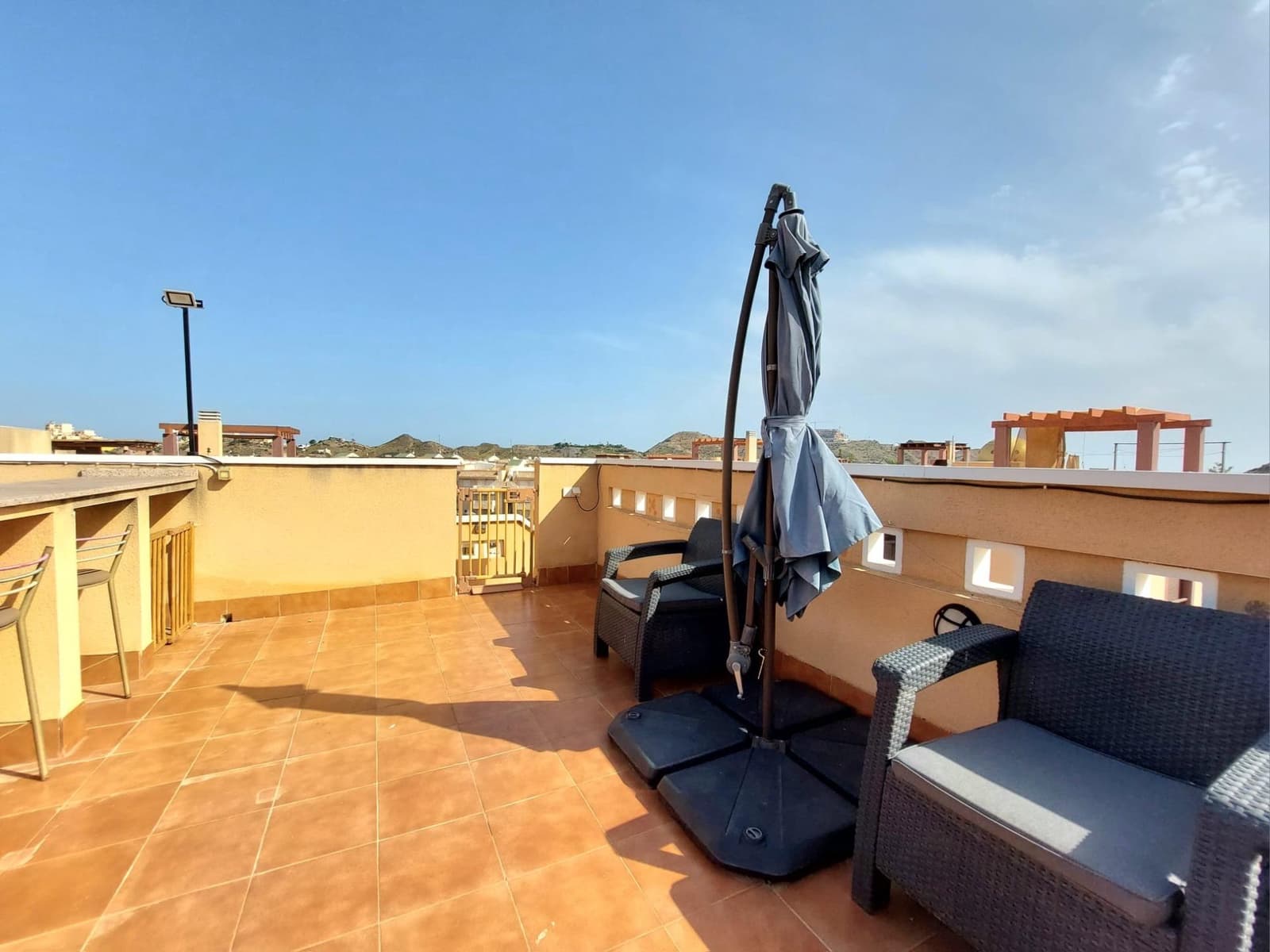 2 soveværelse Penthouse til salg i Los Collados med swimmingpool garage - € 135.000 (Ref: 9081644)