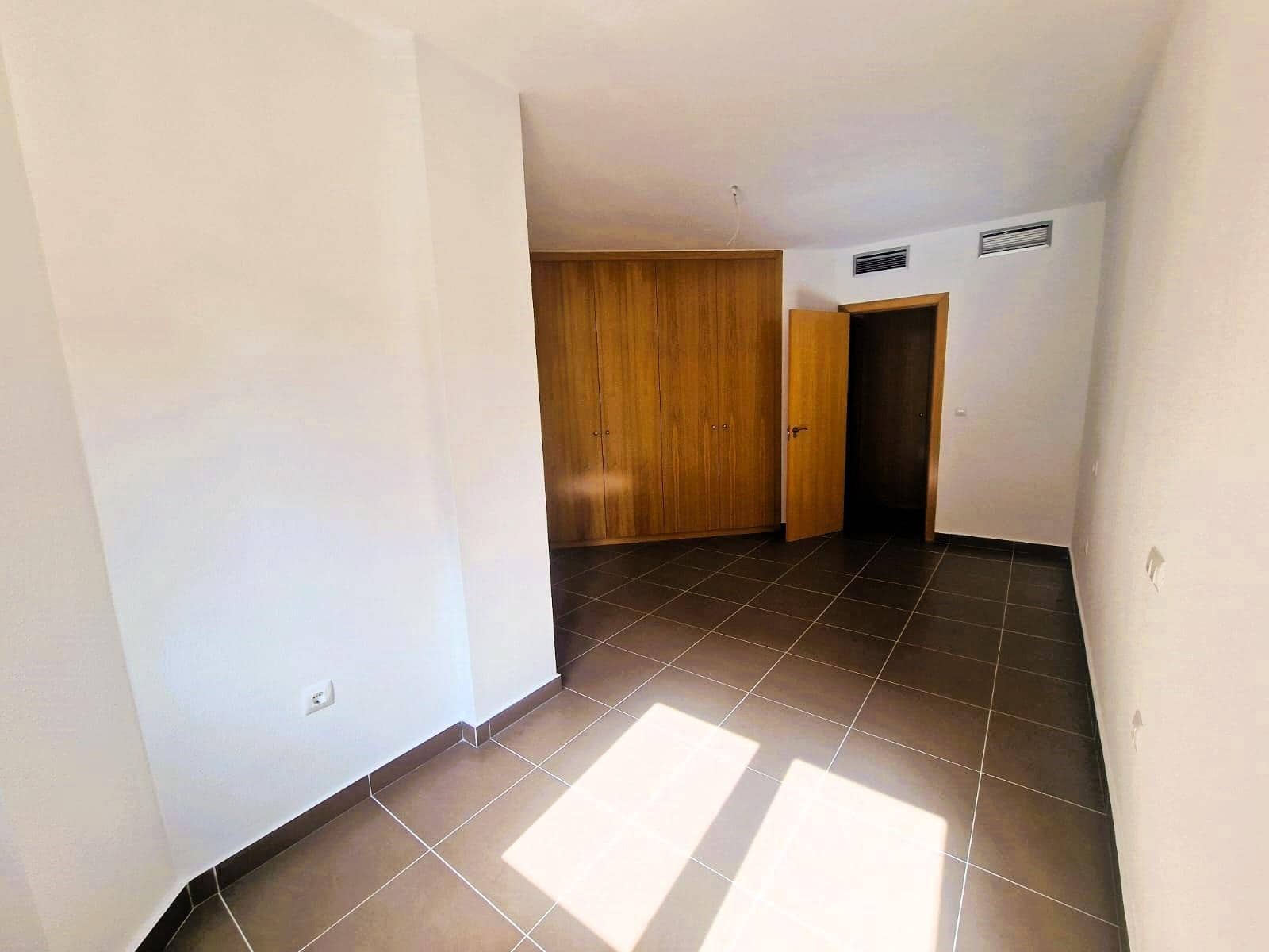 Apartamento de 1 habitación en Aguilas en venta con garaje - 160.000 € (Ref: 9141709)