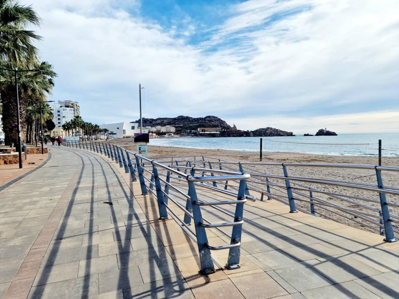 Piso de 3 habitaciones en Aguilas en venta con garaje - 280.000 € (Ref: 9622706)