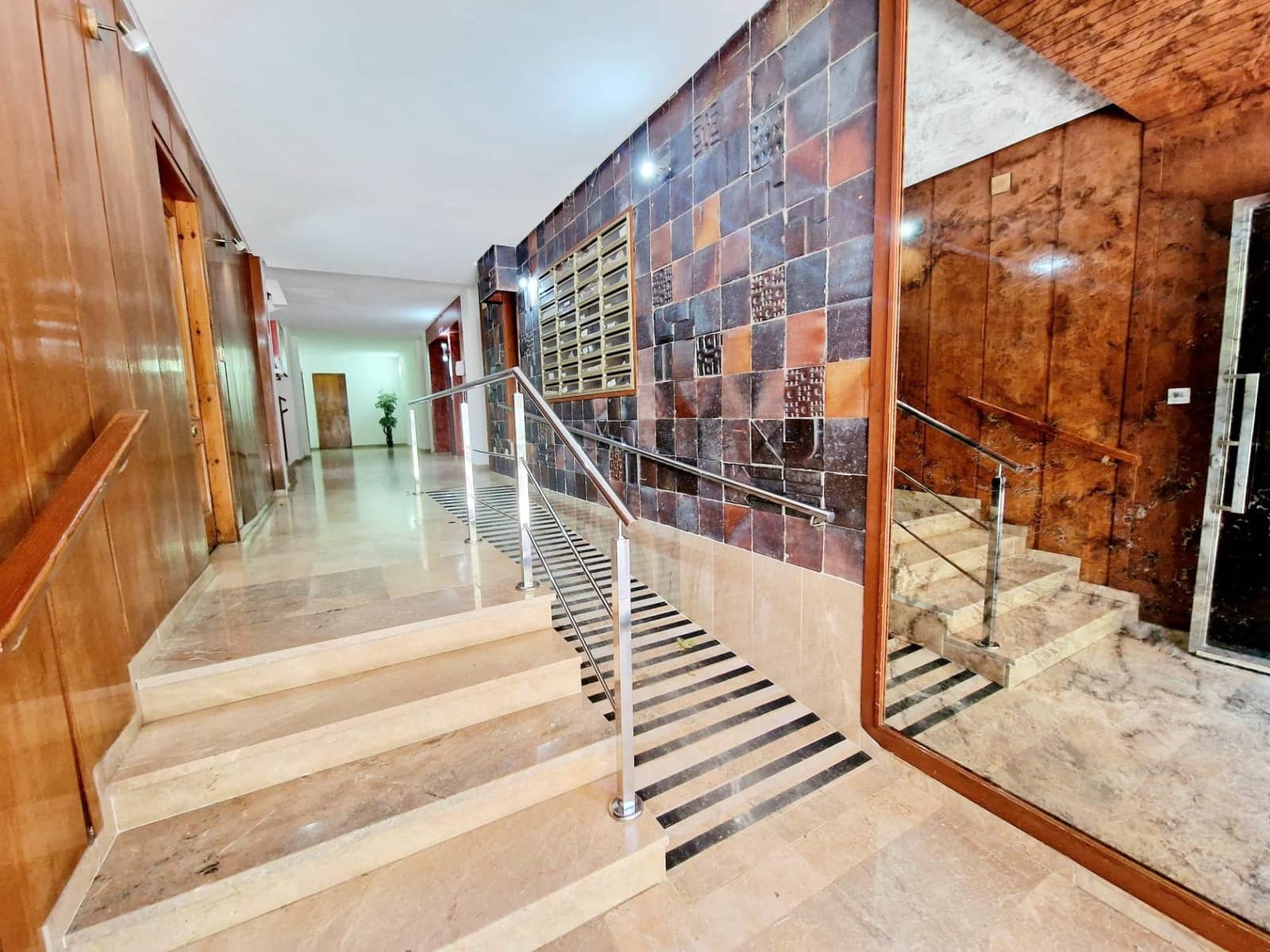 Piso de 3 habitaciones en Aguilas en venta con garaje - 280.000 € (Ref: 9622706)