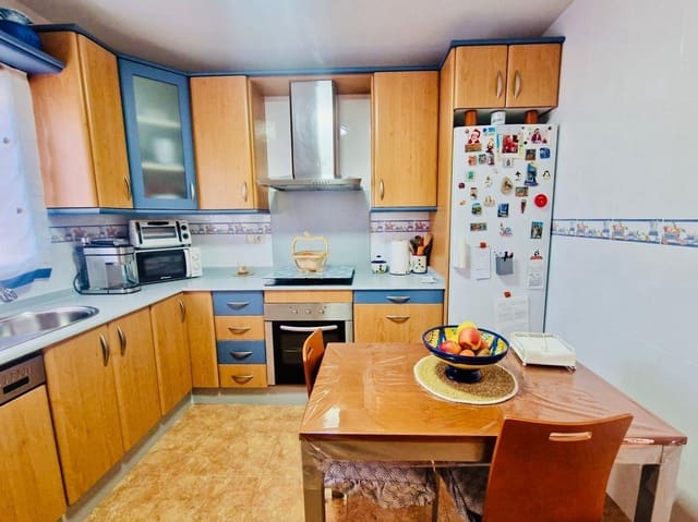 4 makuuhuone Huoneisto myytävänä paikassa El Rubial, Aguilas mukana 
autotalli - 250 000 € (Ref: 9622708)