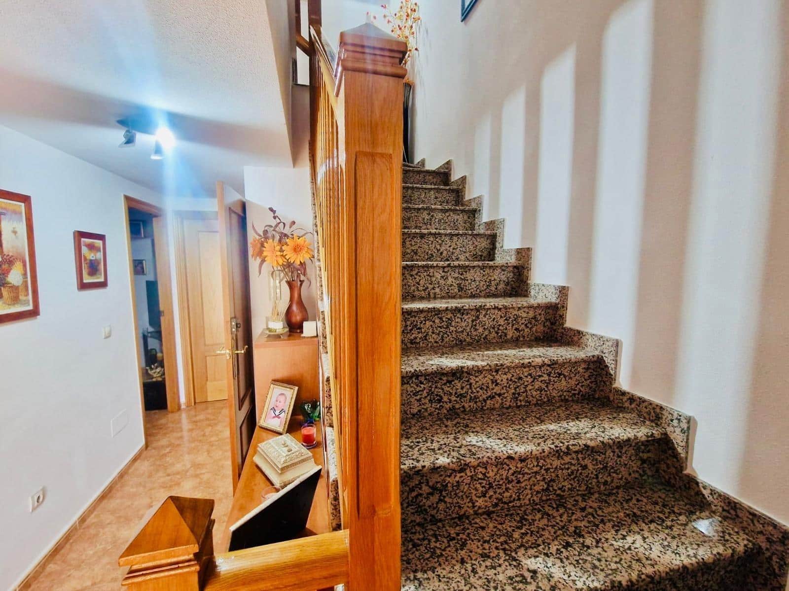 4 makuuhuone Huoneisto myytävänä paikassa Aguilas mukana 
autotalli - 250 000 € (Ref: 9622708)