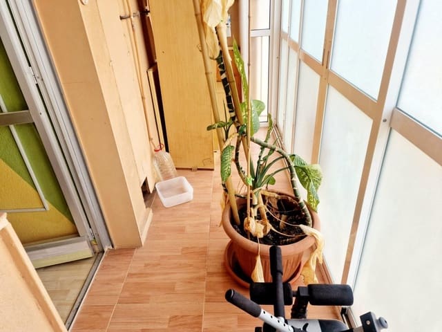 Piso de 3 habitaciones en Aguilas en venta con garaje - 160.000 € (Ref: 9622712)