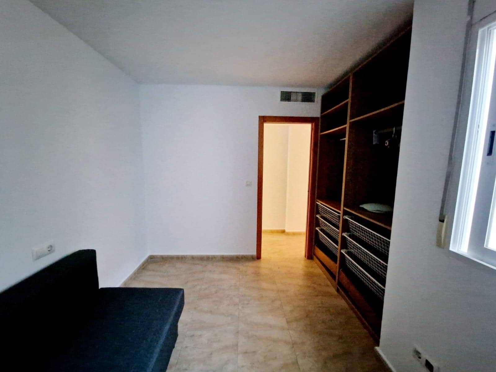 2 bedroom Apartment for sale in Aguilas - € 135,000 (Ref: 9622714)