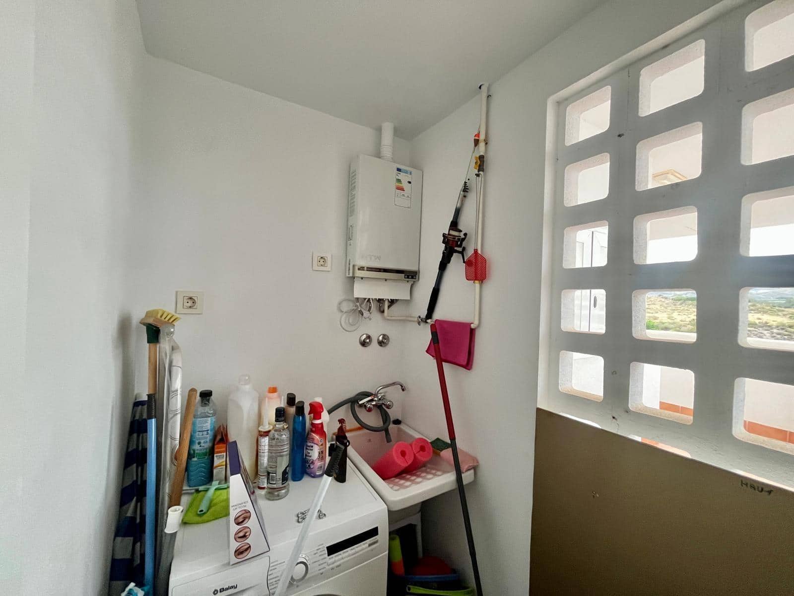 2 makuuhuone Kattohuoneisto myytävänä paikassa San Juan de los Terreros mukana uima-altaan 
autotalli - 235 000 € (Ref: 9622716)