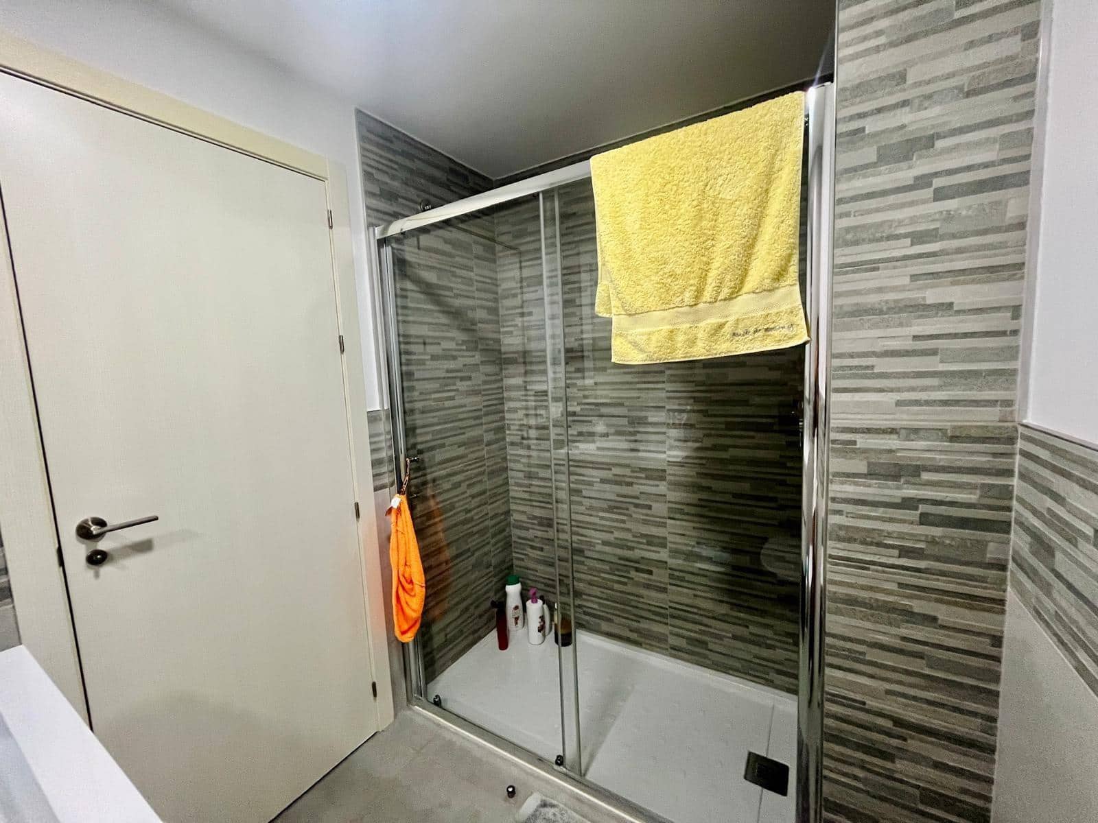 2 makuuhuone Kattohuoneisto myytävänä paikassa San Juan de los Terreros mukana uima-altaan 
autotalli - 235 000 € (Ref: 9622716)