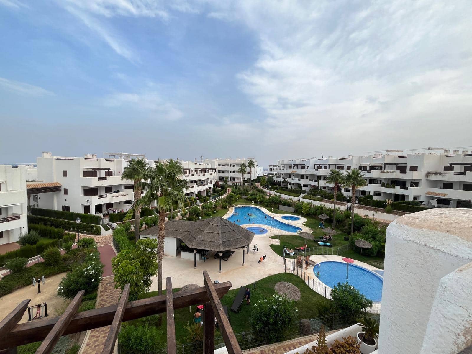 2 makuuhuone Kattohuoneisto myytävänä paikassa San Juan de los Terreros mukana uima-altaan 
autotalli - 235 000 € (Ref: 9622716)