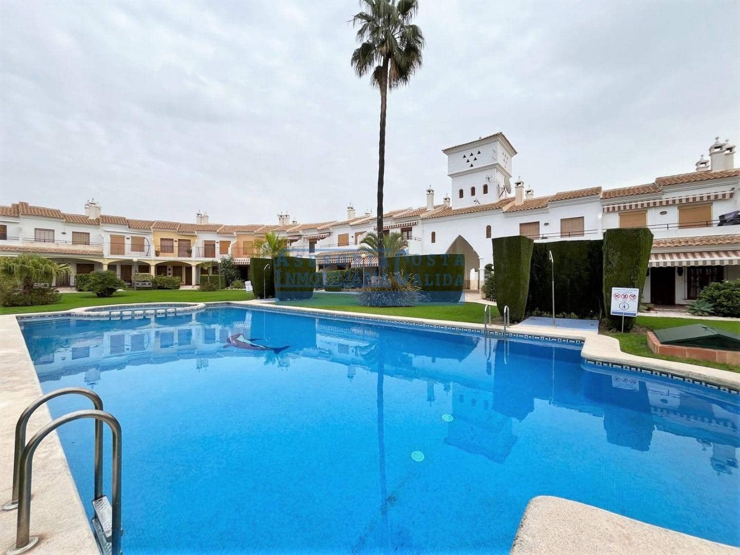 3 bedroom Terraced Villa for sale in Calabardina with pool garage - € 220,000 (Ref: 9622722)