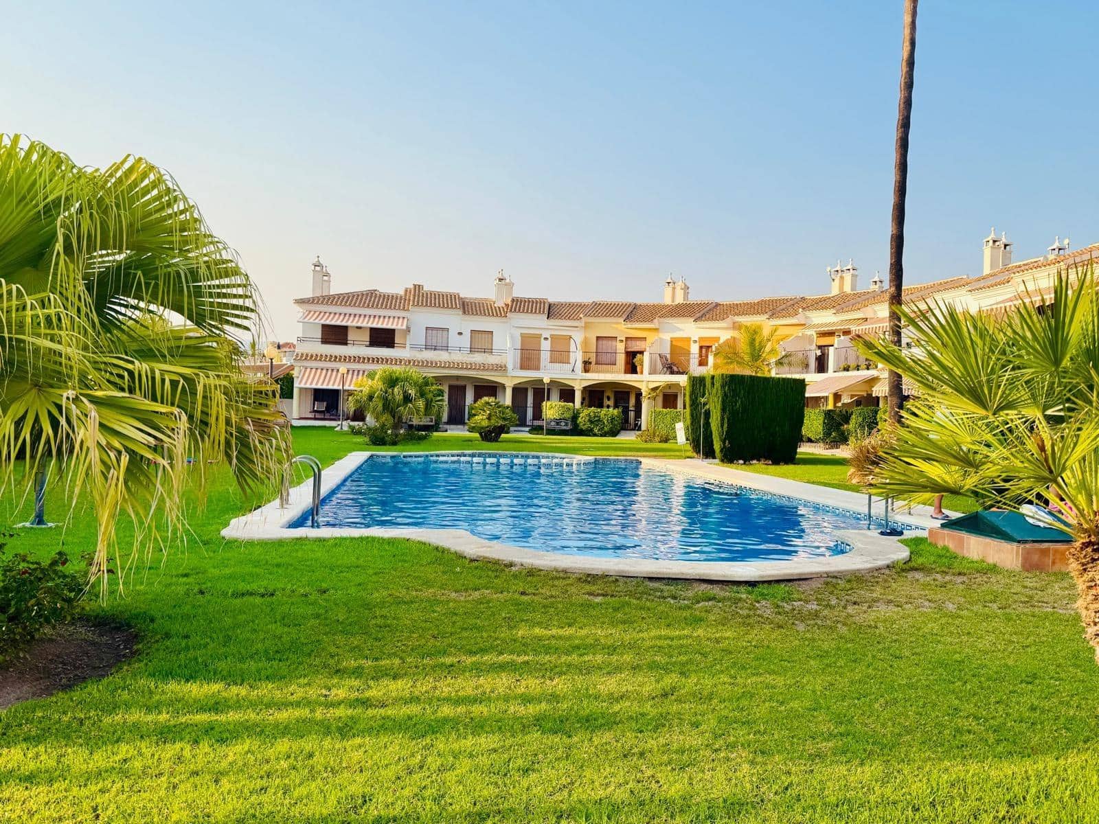 3 bedroom Terraced Villa for sale in Calabardina with pool garage - € 220,000 (Ref: 9622722)