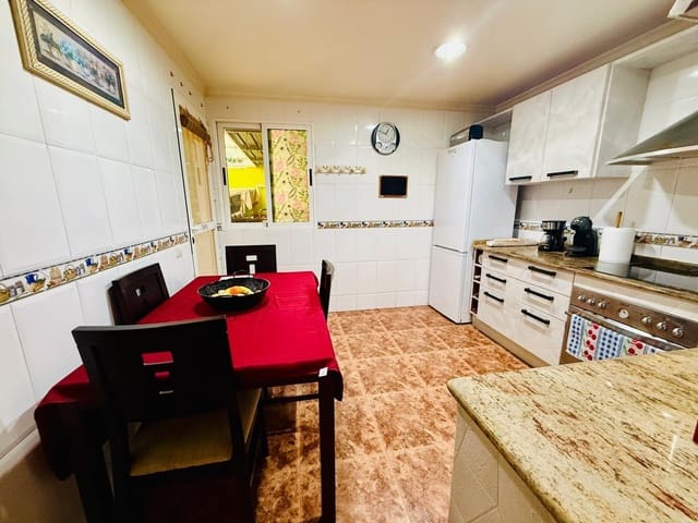 4 makuuhuone Rivitalo myytävänä paikassa Aguilas mukana 
autotalli - 189 000 € (Ref: 9622724)