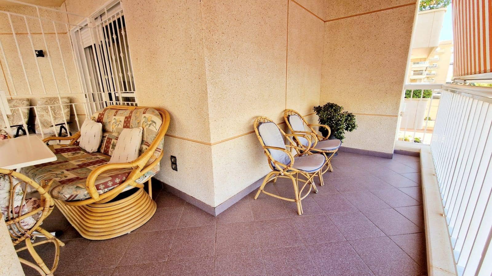 Piso de 3 habitaciones en Aguilas en venta con piscina garaje - 279.000 € (Ref: 9622725)