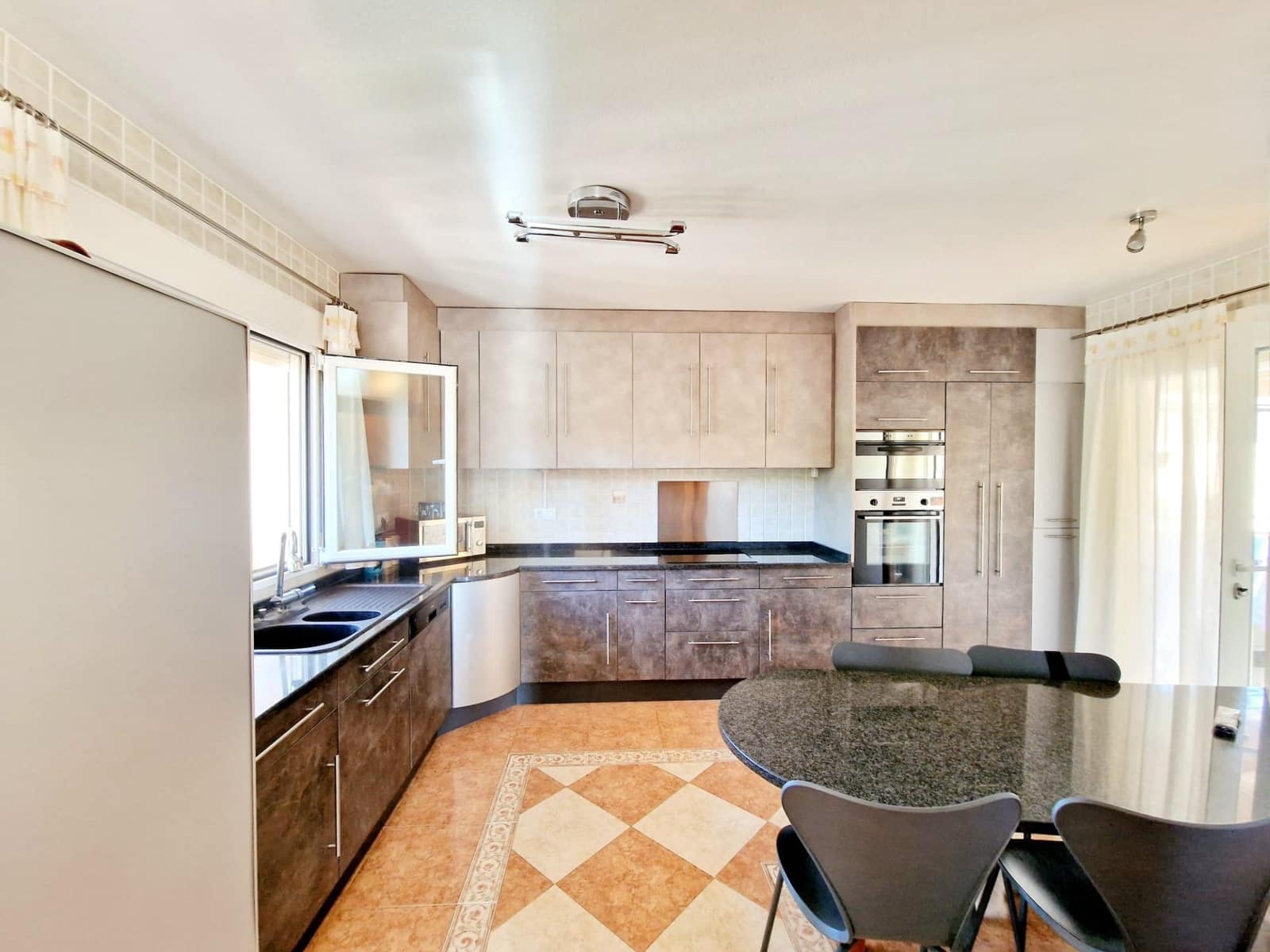 4 sovrum Villa till salu i Aguilas med garage - 340 000 € (Ref: 9622729)