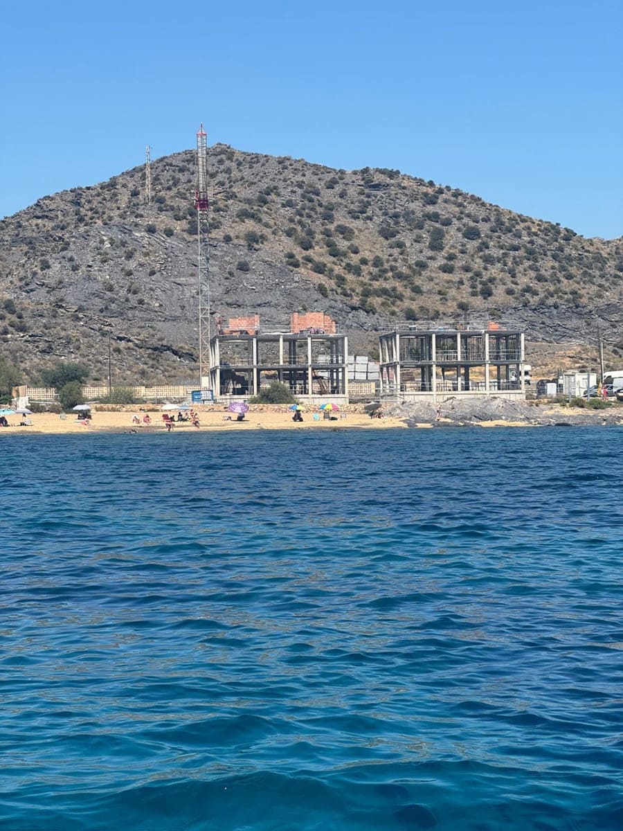 4 bedroom Villa for sale in Cuevas del Almanzora with pool garage - € 1,070,000 (Ref: 9622731)