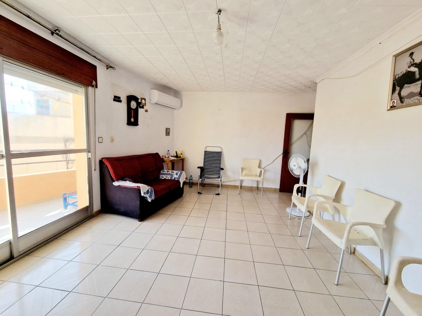 5 bedroom Villa for sale in Aguilas with garage - € 155,000 (Ref: 9622732)