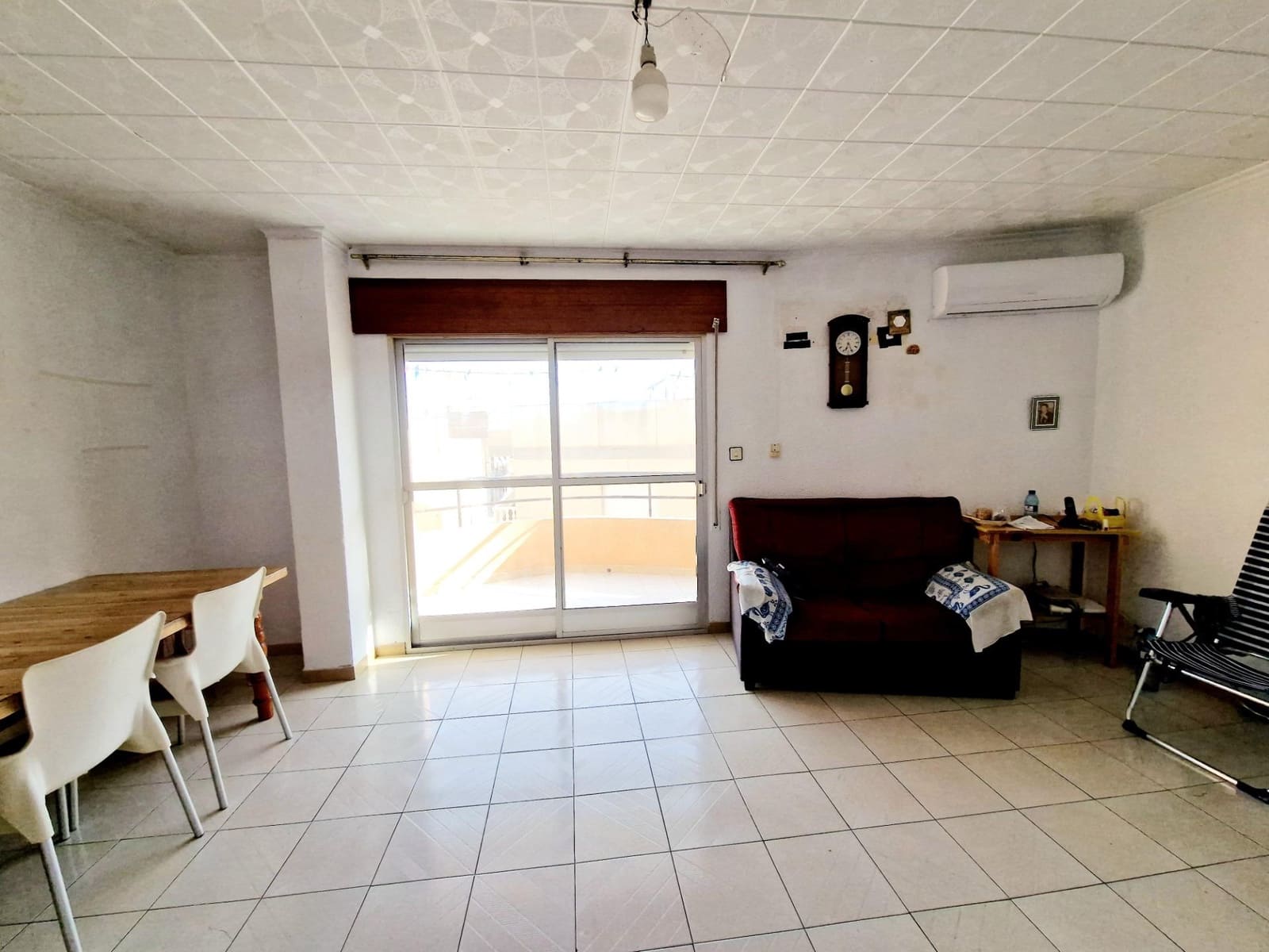 5 bedroom Villa for sale in Aguilas with garage - € 155,000 (Ref: 9622732)