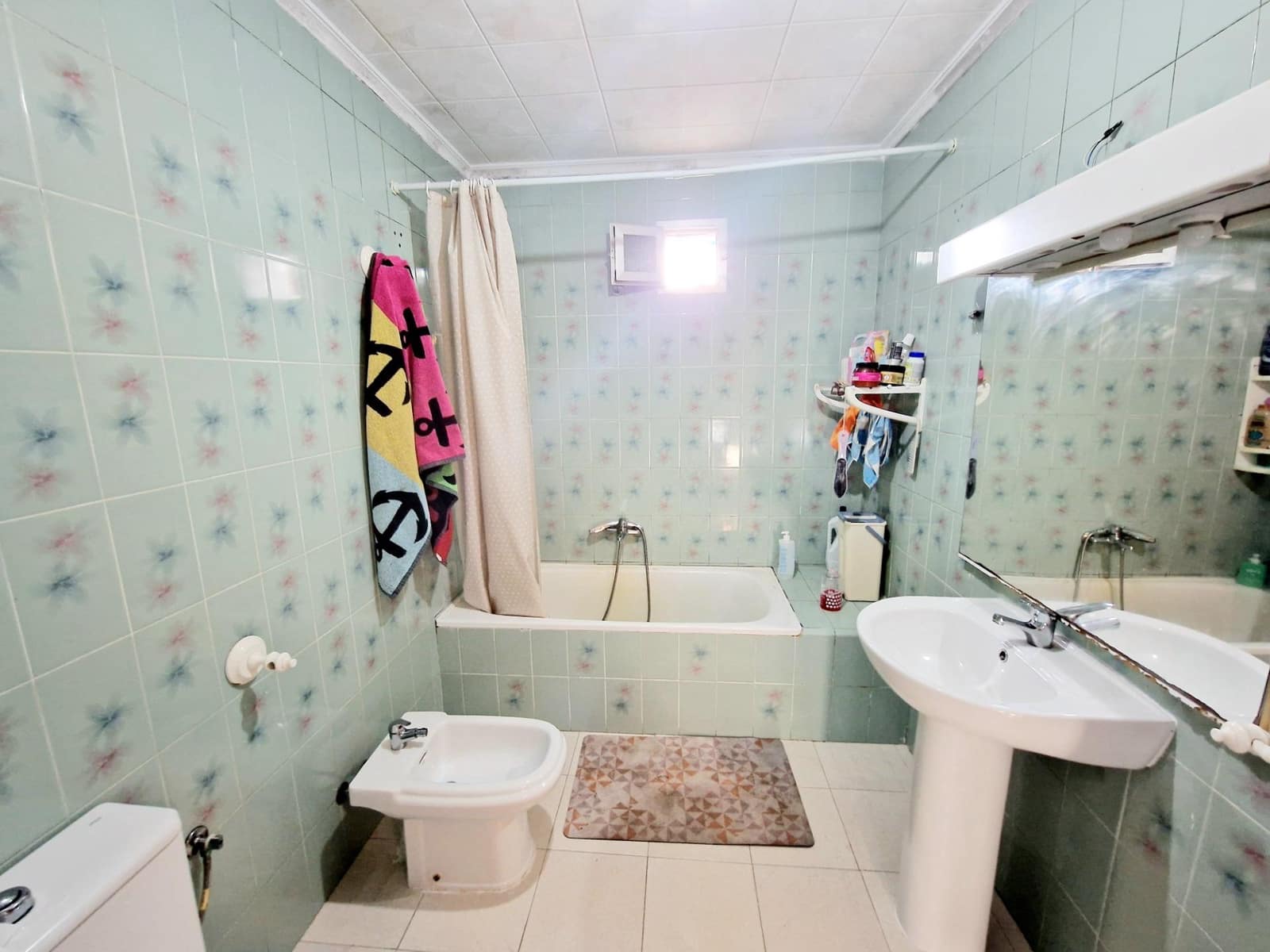 5 bedroom Villa for sale in Aguilas with garage - € 155,000 (Ref: 9622732)