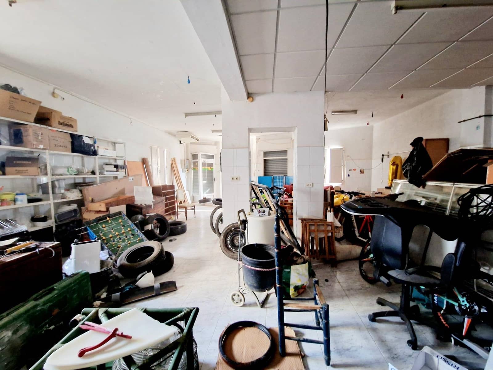 5 bedroom Villa for sale in Aguilas with garage - € 155,000 (Ref: 9622732)