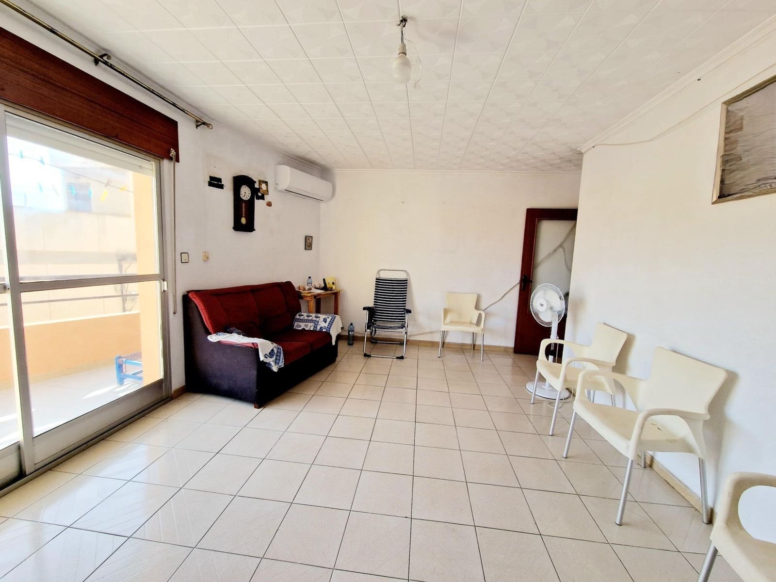 5 bedroom Villa for sale in Aguilas with garage - € 155,000 (Ref: 9622732)