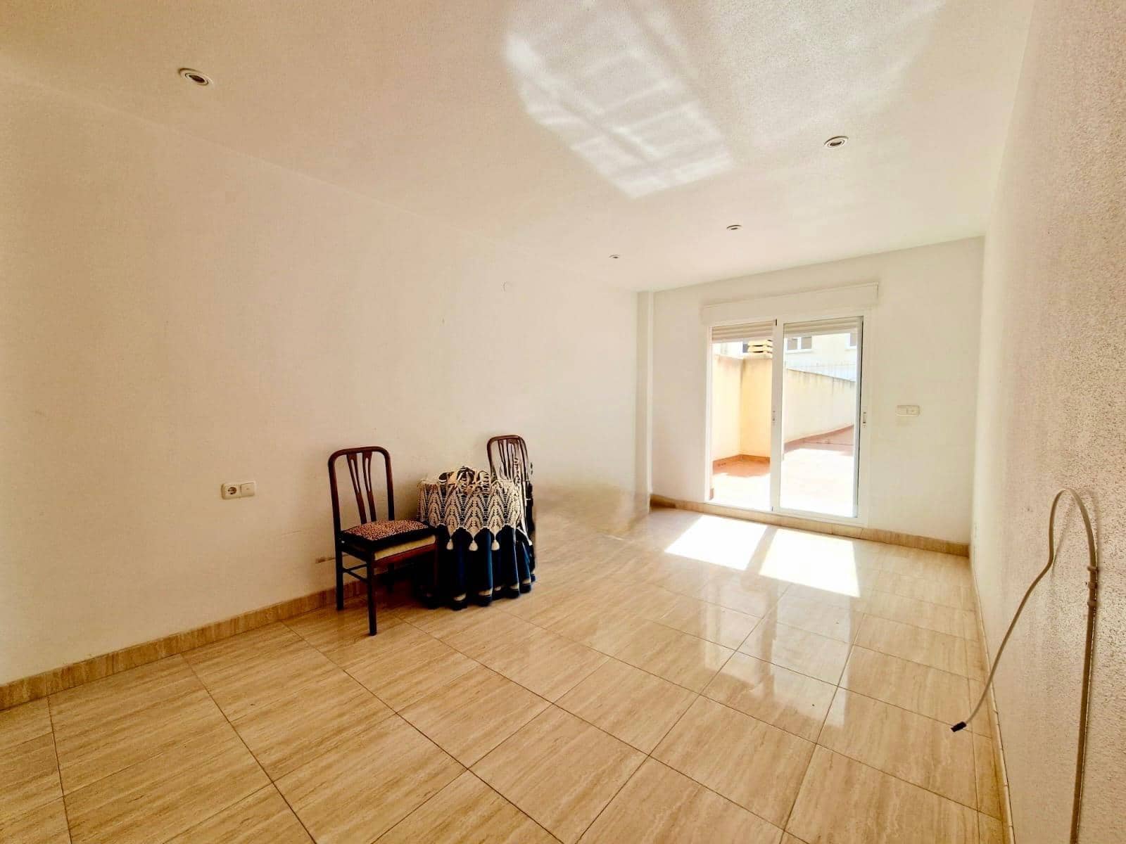 3 makuuhuone Asunto myytävänä paikassa Aguilas mukana 
autotalli - 259 000 € (Ref: 9674408)