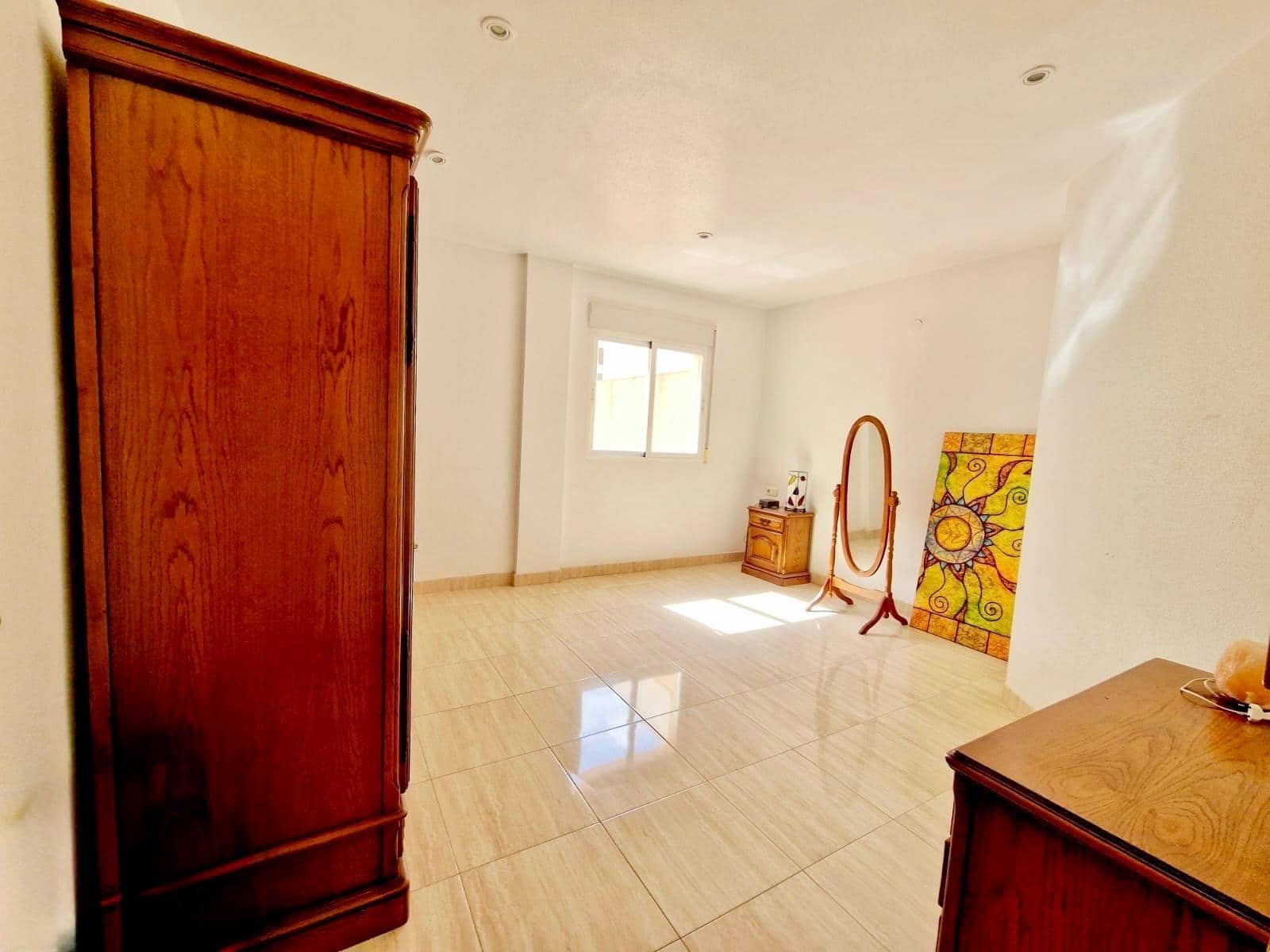 3 makuuhuone Asunto myytävänä paikassa Aguilas mukana 
autotalli - 259 000 € (Ref: 9674408)