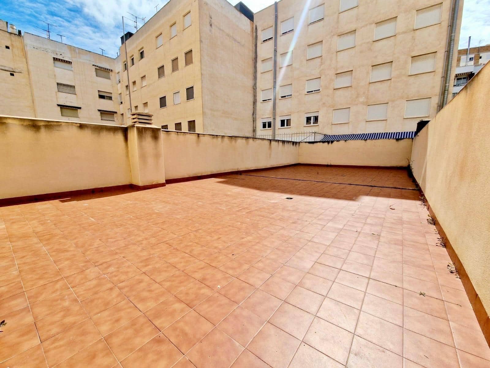 3 makuuhuone Asunto myytävänä paikassa Aguilas mukana 
autotalli - 259 000 € (Ref: 9674408)