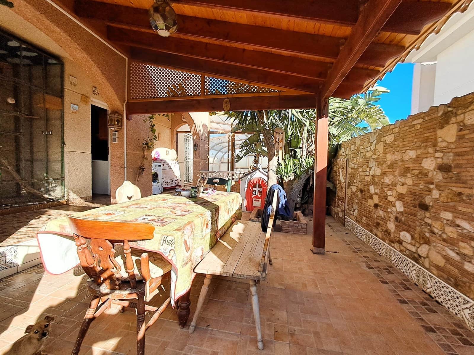 6 bedroom Villa for sale in Aguilas with pool garage - € 429,000 (Ref: 9690897)