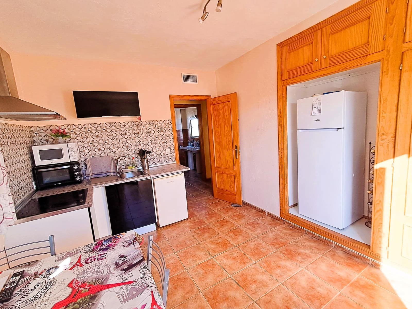 6 bedroom Villa for sale in Aguilas with pool garage - € 429,000 (Ref: 9690897)