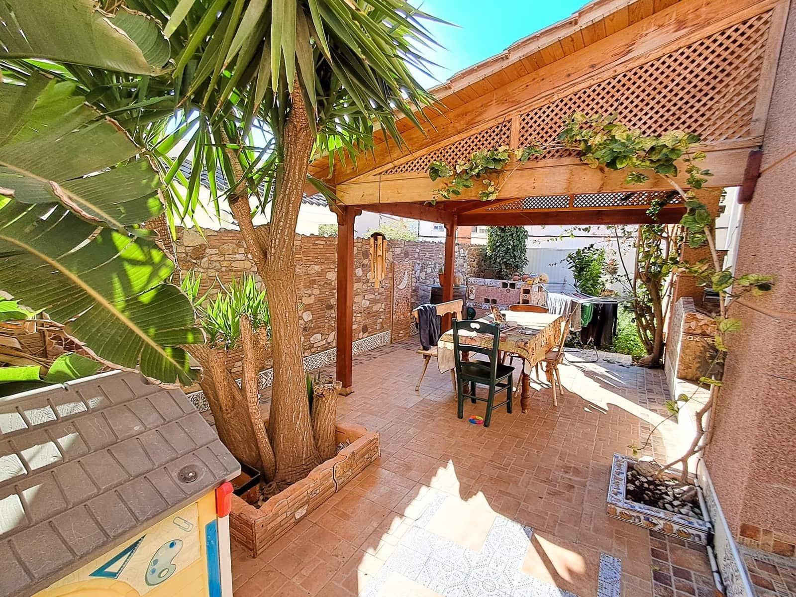 6 bedroom Villa for sale in Aguilas with pool garage - € 429,000 (Ref: 9690897)