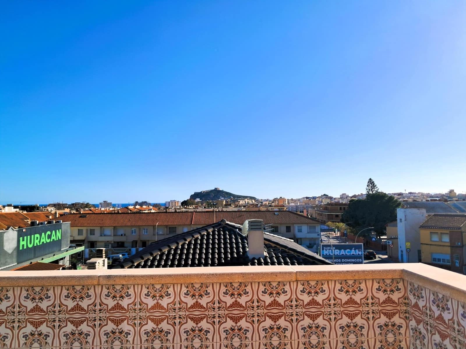 6 bedroom Villa for sale in Aguilas with pool garage - € 429,000 (Ref: 9690897)