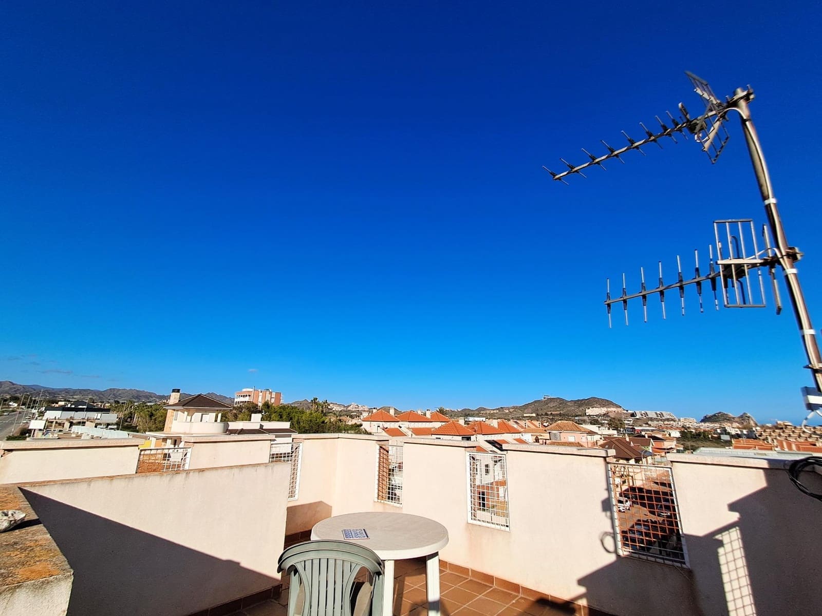 6 bedroom Villa for sale in Aguilas with pool garage - € 429,000 (Ref: 9690897)