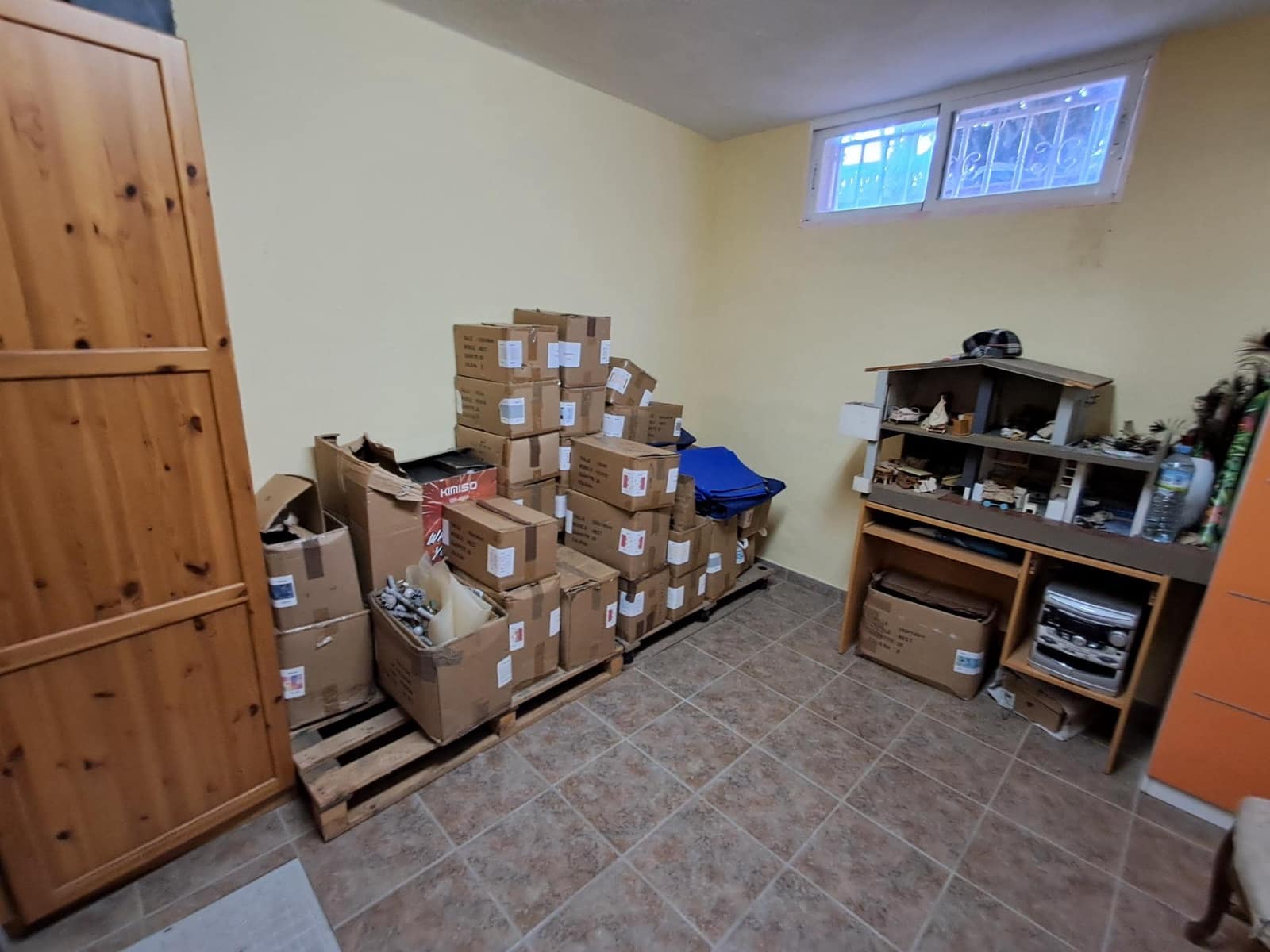 6 bedroom Villa for sale in Aguilas with pool garage - € 429,000 (Ref: 9690897)