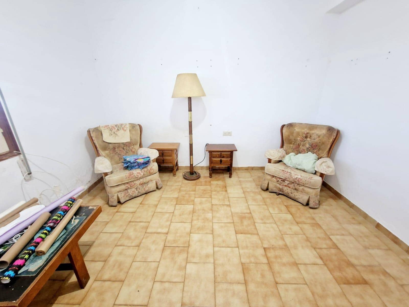 3 bedroom Villa for sale in Calarreona with garage - € 330,000 (Ref: 9695469)