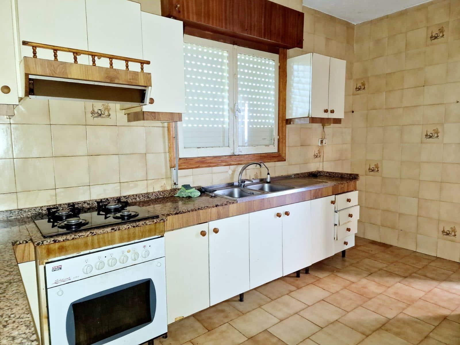 3 soveværelse Villa til salg i Calarreona med garage - € 330.000 (Ref: 9695469)