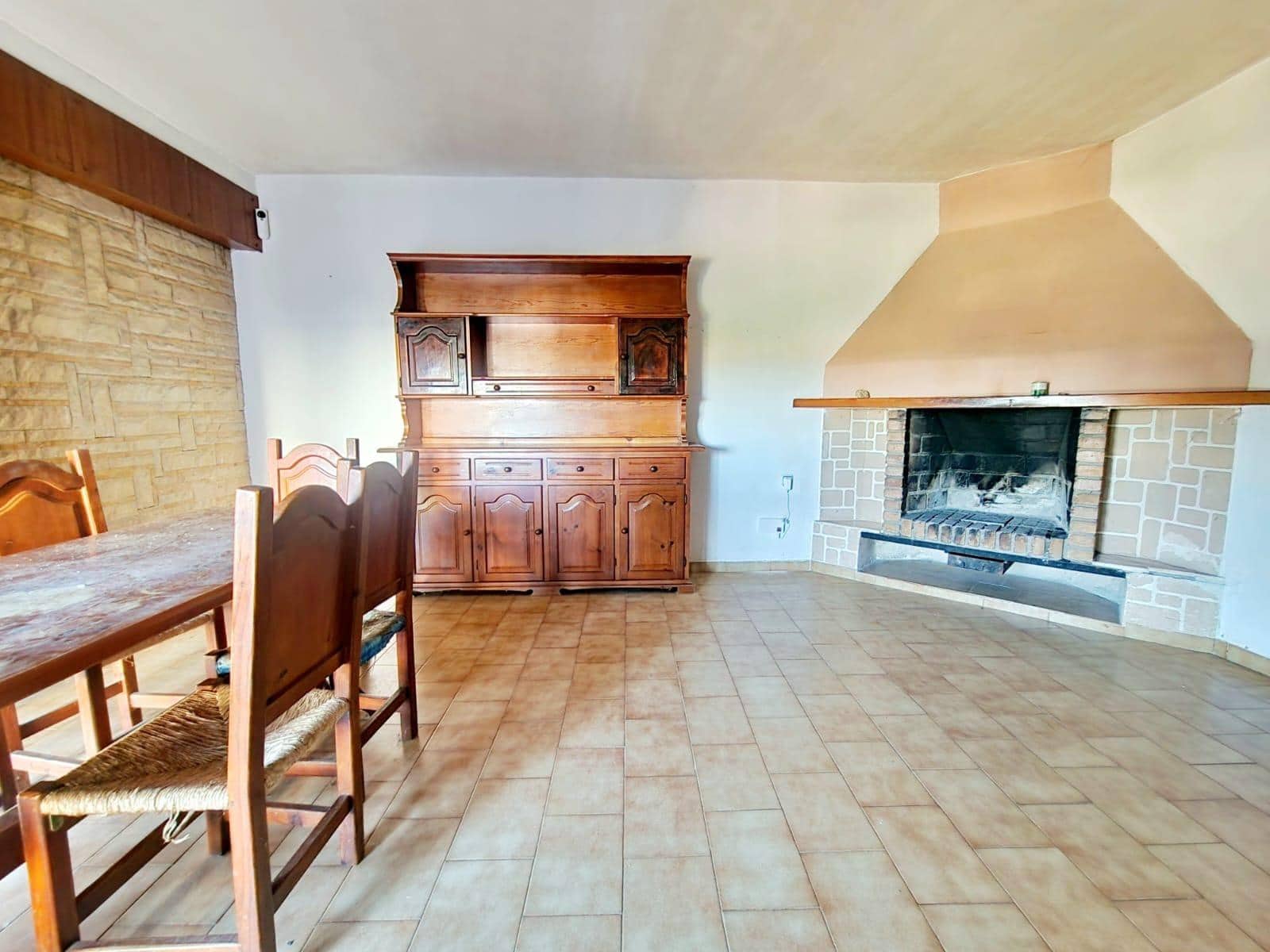 3 soveværelse Villa til salg i Calarreona med garage - € 330.000 (Ref: 9695469)