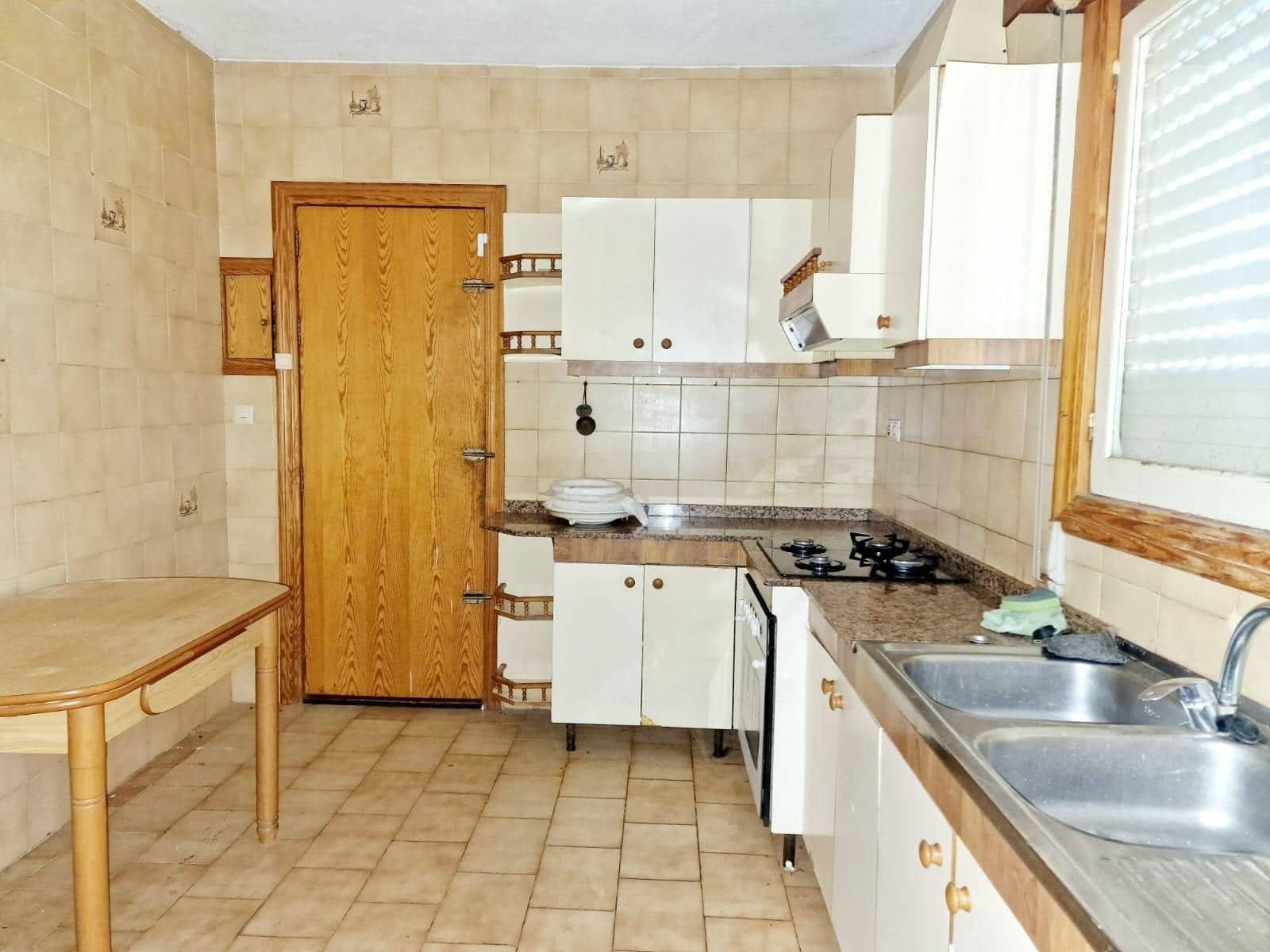 3 soveværelse Villa til salg i Calarreona med garage - € 330.000 (Ref: 9695469)