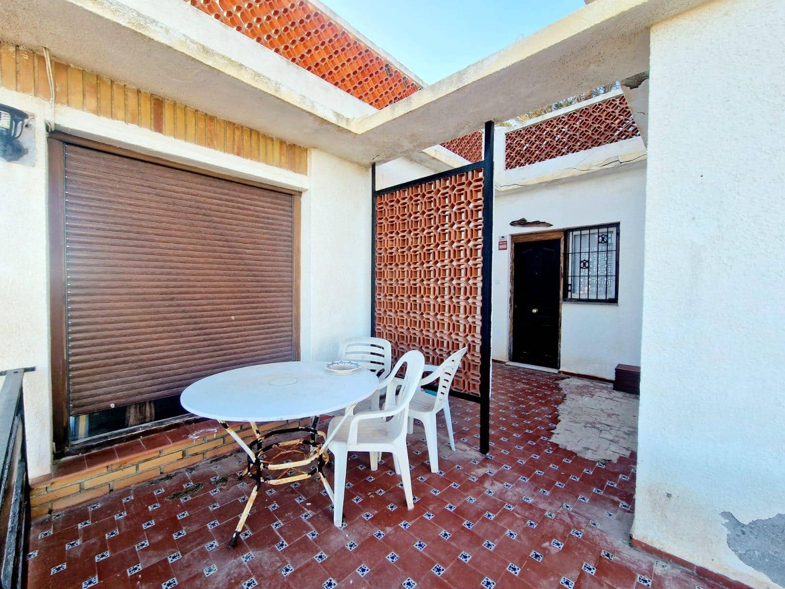 3 soveværelse Villa til salg i Calarreona med garage - € 330.000 (Ref: 9695469)