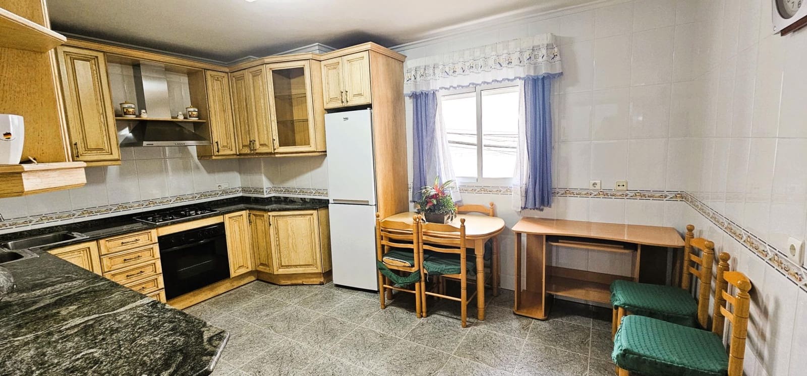 4 bedroom Villa for sale in Aguilas - € 175,000 (Ref: 9712109)