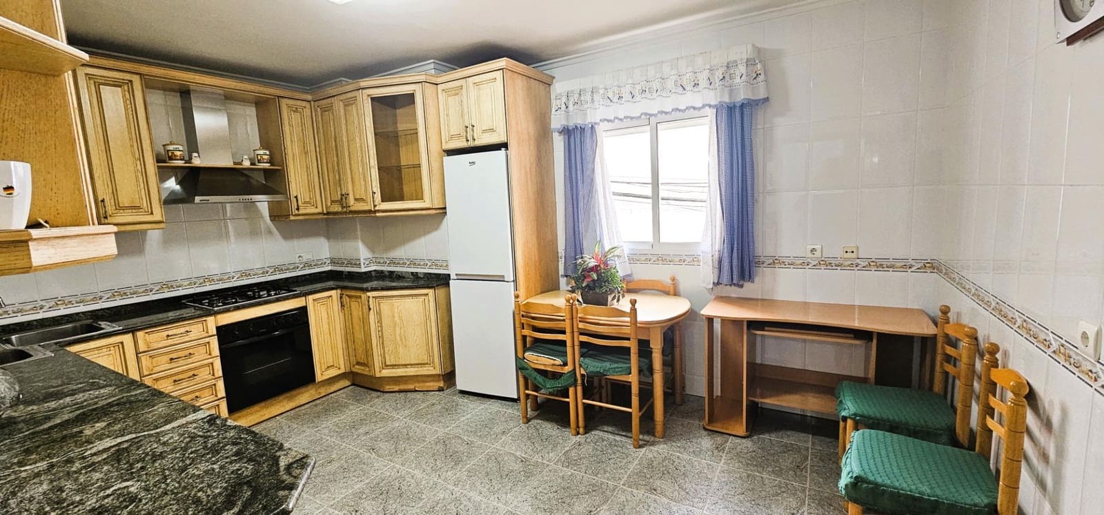 4 bedroom Villa for sale in Aguilas - € 175,000 (Ref: 9712109)