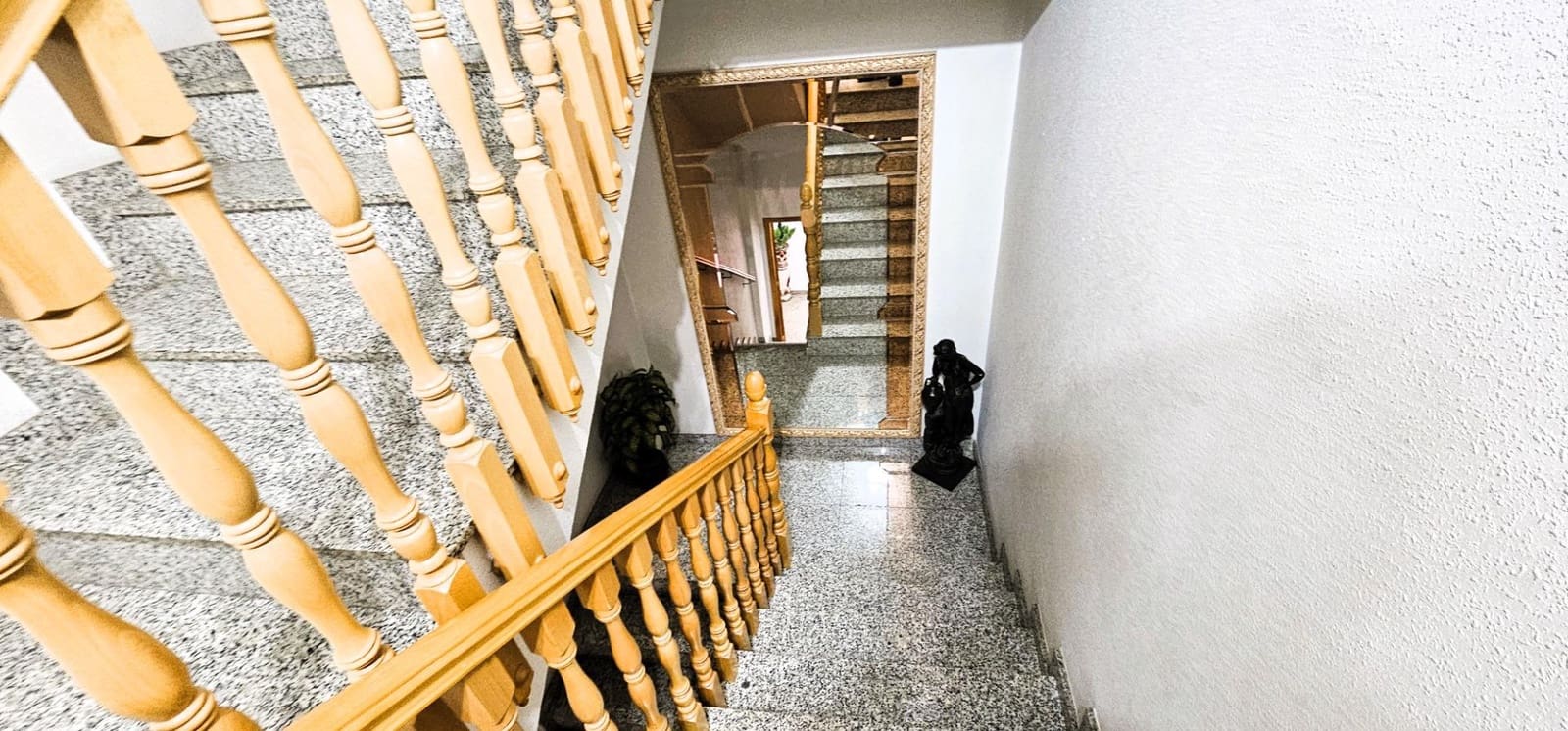 4 bedroom Villa for sale in Aguilas - € 175,000 (Ref: 9712109)