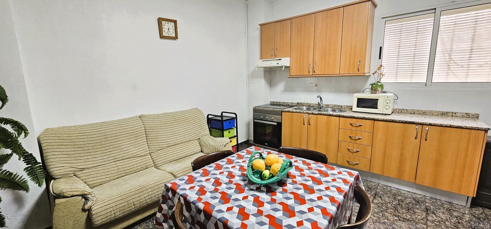 4 bedroom Villa for sale in Aguilas - € 175,000 (Ref: 9712109)