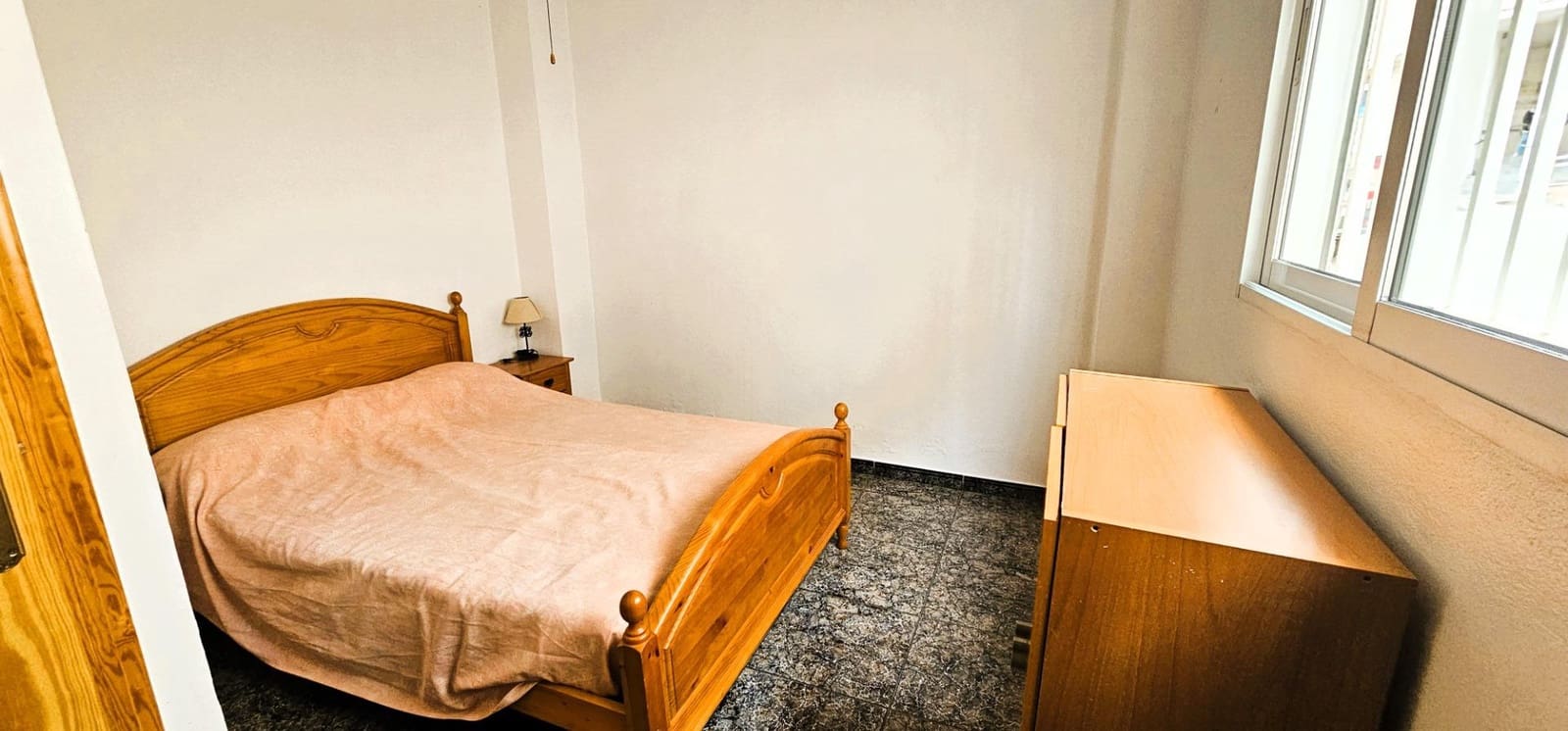 4 bedroom Villa for sale in Aguilas - € 175,000 (Ref: 9712109)