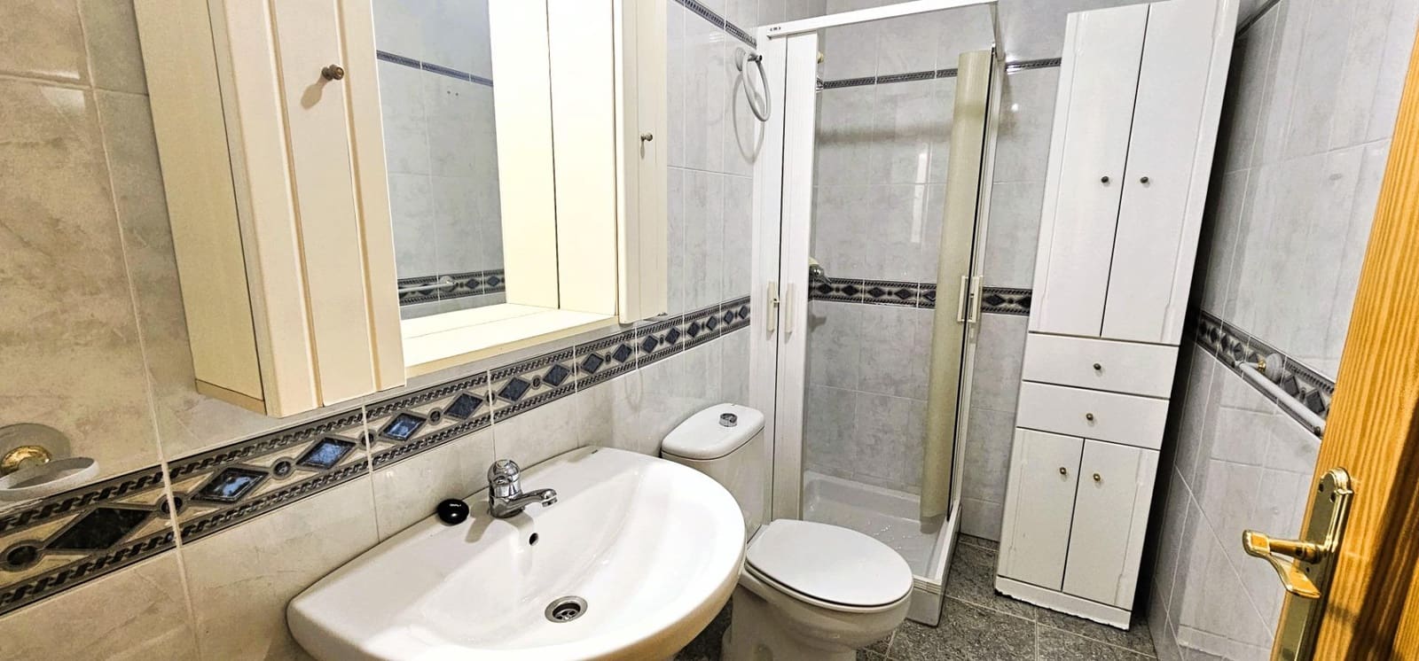 4 bedroom Villa for sale in Aguilas - € 175,000 (Ref: 9712109)